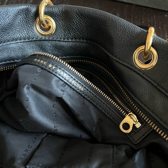 Marc by Marc Jacobs Handbag - Picture 4 of 5